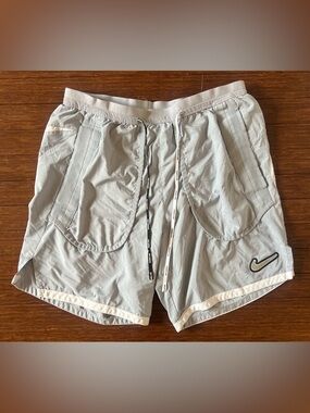 Nike Wild Shorts Athletic Running Flex Stride 7" Lined Mens Medium M light Blue